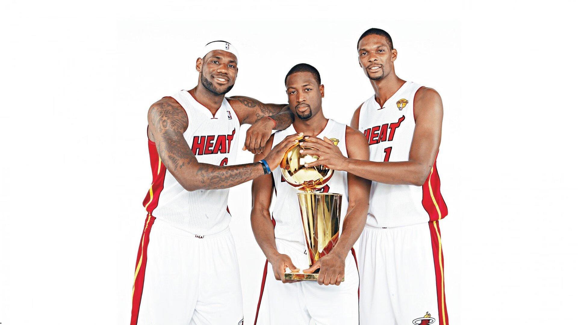 安东尼获双枪肯定 利拉德，他能抢篮板 能1对1得分