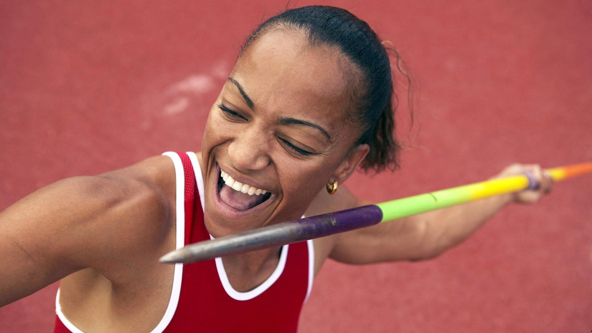 开拓者新双枪传承兄弟情，利拉德悉心指导助安芬尼·西蒙斯完成球技蜕变