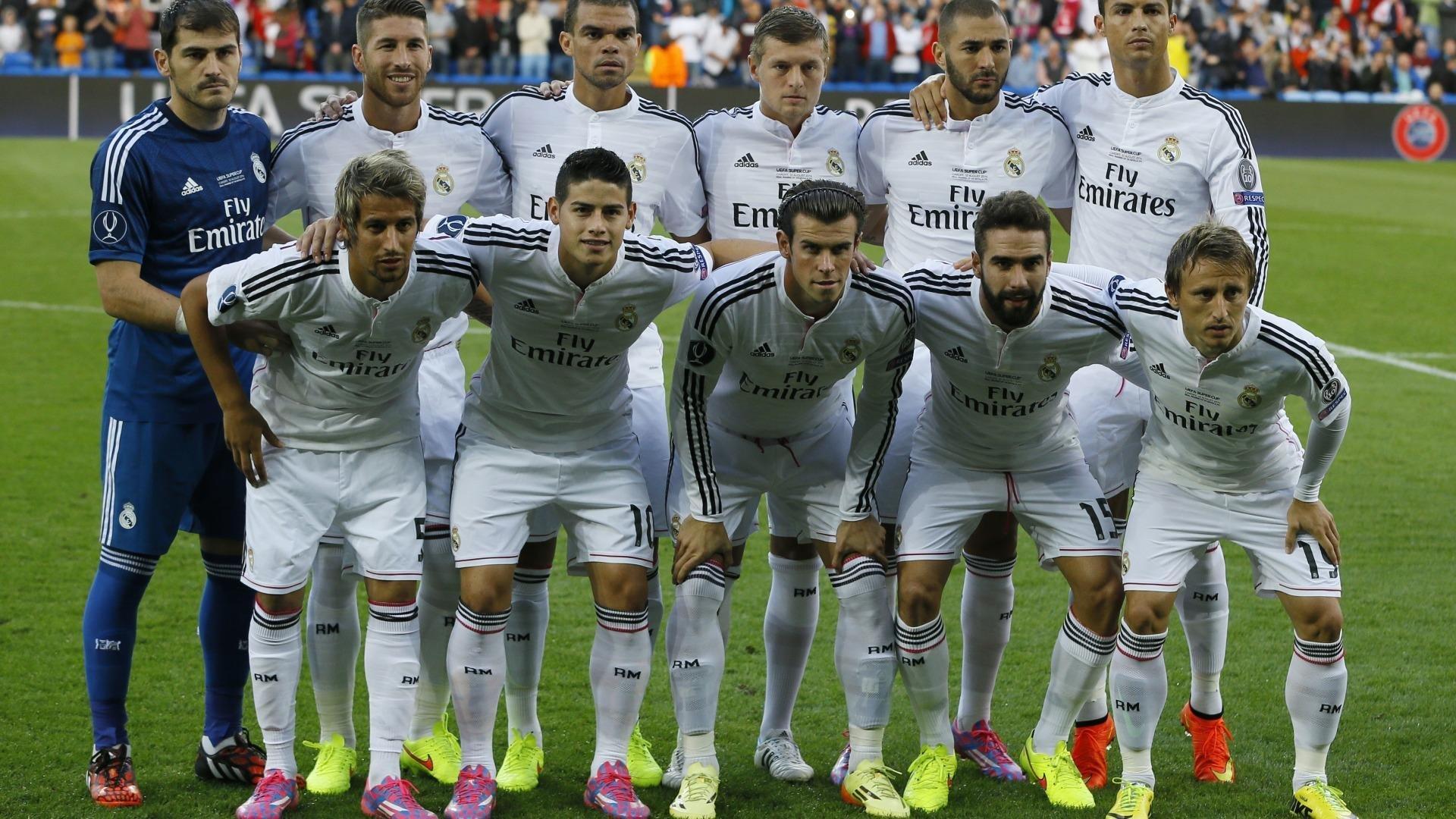 那一晚C罗的这一脚，踢走你多少馒头？